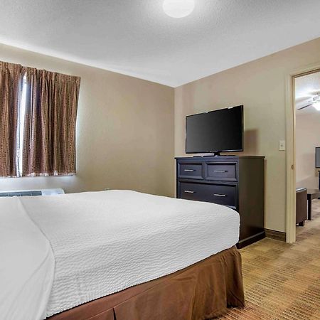 Extended Stay America Select Suites - Charlotte - Tyvola Rd - Executive Park Bagian luar foto