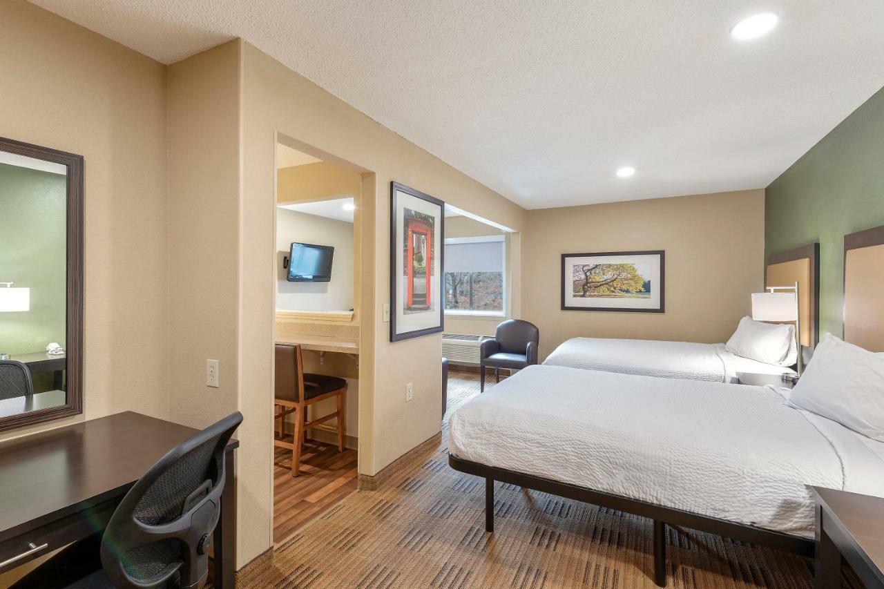 Extended Stay America Select Suites - Charlotte - Tyvola Rd - Executive Park Bagian luar foto